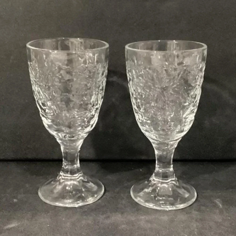 Princess House Fantasia Footed Wine Goblets, Set of‎ 2, Vintage Etched Stemware